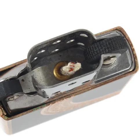 Chief CF0850J бензиновая зажигалка Chief CF0850J бензиновая зажигалка