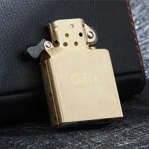Chief CF1320YT бензиновая зажигалка Chief CF1320YT бензиновая зажигалка