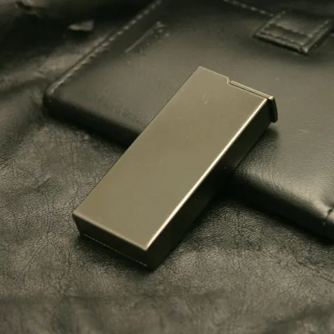 Yubang 2833 бензиновая зажигалка Yubang 2833 бензиновая зажигалка