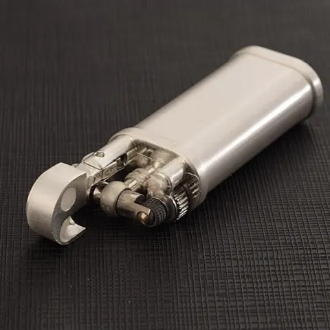 Dolphin HY718 бензиновая зажигалка Dolphin HY718 бензиновая зажигалка