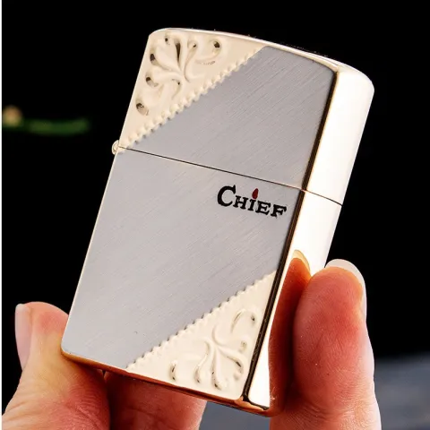 Chief CF0740 бензиновая зажигалка Chief CF0740 бензиновая зажигалка