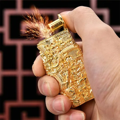 Dragon Retro бензиновая зажигалка в чехле Dragon Retro бензиновая зажигалка в чехле