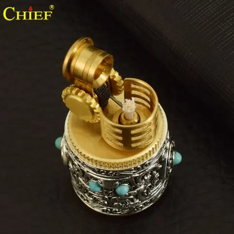 Chief CF212-5 бензиновая мини зажигалка Chief CF212-5 бензиновая мини зажигалка