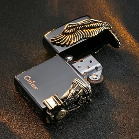 Chief "Eagle" бензиновая зажигалка Chief "Eagle" бензиновая зажигалка
