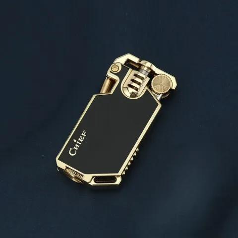 Chief CF713 бензиновая зажигалка Chief CF713 бензиновая зажигалка