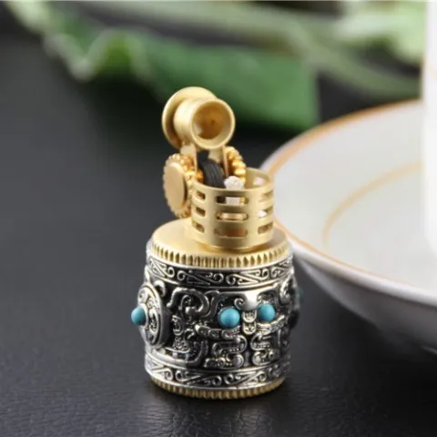Chief CF212-5 бензиновая мини зажигалка Chief CF212-5 бензиновая мини зажигалка