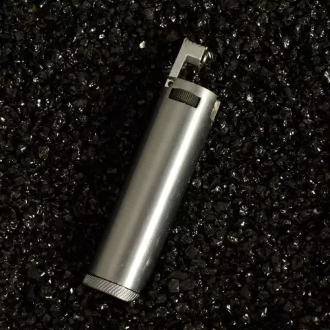 Dolphin HY673 бензиновая зажигалка Dolphin HY673 бензиновая зажигалка