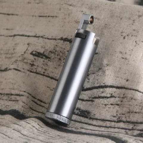 Dolphin HY673 бензиновая зажигалка Dolphin HY673 бензиновая зажигалка