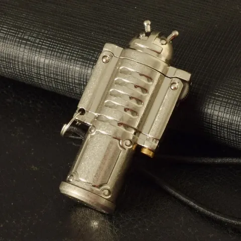 Dolphin HY712 Alien бензиновая зажигалка Dolphin HY712 Alien бензиновая зажигалка